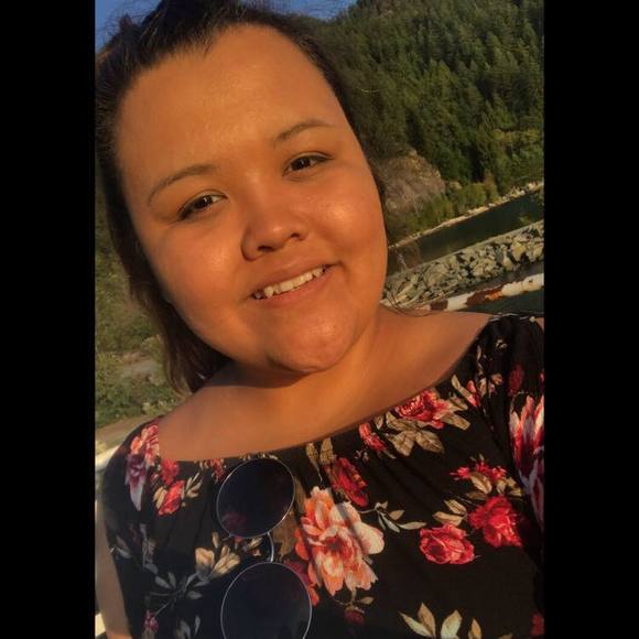 Meet your Posher, Cassie - Picture 1 of 1